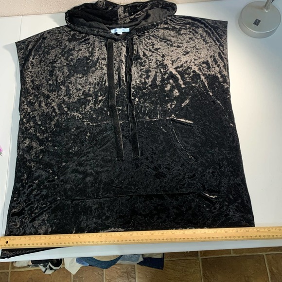 She +Sky Short Sleeve Hoodie Size 1XL - Picture 7 of 11